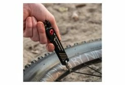 Multi-Outil Wolf Tooth 8-Bit Pack Pliers (17 Fonctions) Noir -Entretien Réparation VTT Soldes Magasin unnamed file 1027