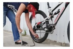 Pompe à Pied Lezyne Micro Floor Drive Digital HPG (Max 11 Bar) Noir 7 Pompe à Pied Lezyne Micro Floor Drive Digital HPG (Max 11 Bar) Noir -Entretien Réparation VTT Soldes Magasin unnamed file 1671