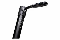 Pompe à Main Avec Manomètre Crankbrothers Klic HV Gauge Minnaar Edition - Mont-Sainte-Anne (110 Psi / 7.6 Bar) Rouge -Entretien Réparation VTT Soldes Magasin unnamed file 2199