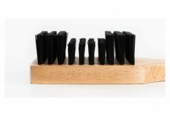 Peaty's Brosse Peaty’s Tyre Brush -Entretien Réparation VTT Soldes Magasin unnamed file 3002