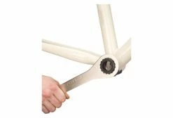 Démonte Boîtier Externe Park Tool BBT-29 -Entretien Réparation VTT Soldes Magasin unnamed file 3272