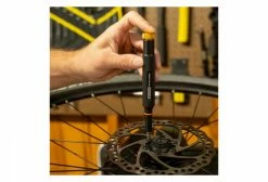 Tournevis Multi-Embouts Pedro's Pro Bit Driver - 2 & 2.5 Mm Hex / T25 Torx -Entretien Réparation VTT Soldes Magasin unnamed file 3538