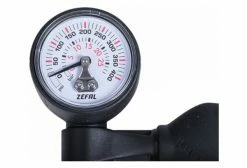 Pompe HP Suspension Zefal Z Shock (Max 360 Psi / 25 Bar) Noir / Argent 7 Pompe HP Suspension Zefal Z Shock (Max 360 Psi / 25 Bar) Noir / Argent -Entretien Réparation VTT Soldes Magasin unnamed file 794