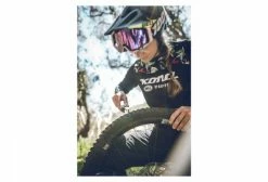 Kit Réparation Tubeless Lezyne Classic Tubeless Kit + 5 Mèches -Entretien Réparation VTT Soldes Magasin unnamed file 975