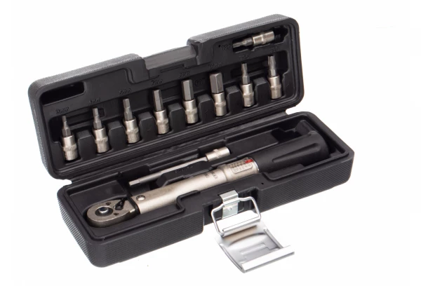 Clé Dynamométrique 1/4'' Neatt Set 2-24Nm 3/4/5/6/8/10mm T20/25/30 2 Clé Dynamométrique 1/4'' Neatt Set 2-24Nm 3/4/5/6/8/10mm T20/25/30